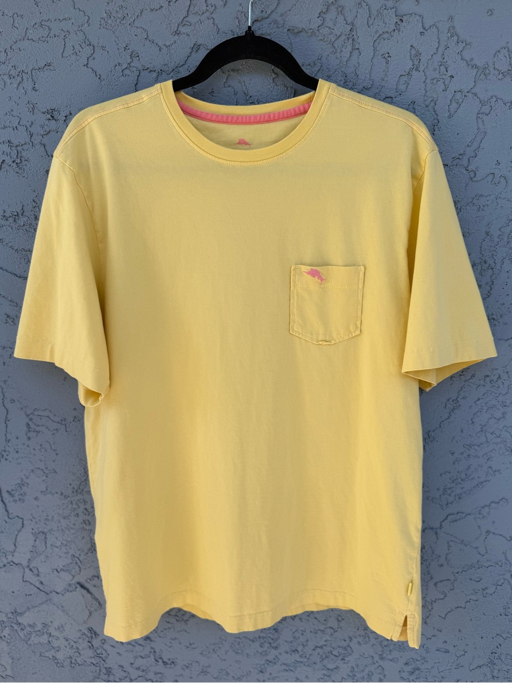 Tommy Bahama New Bali Skyline Men's Yellow 100% Pima Cotton Pocket T-Shirt Small